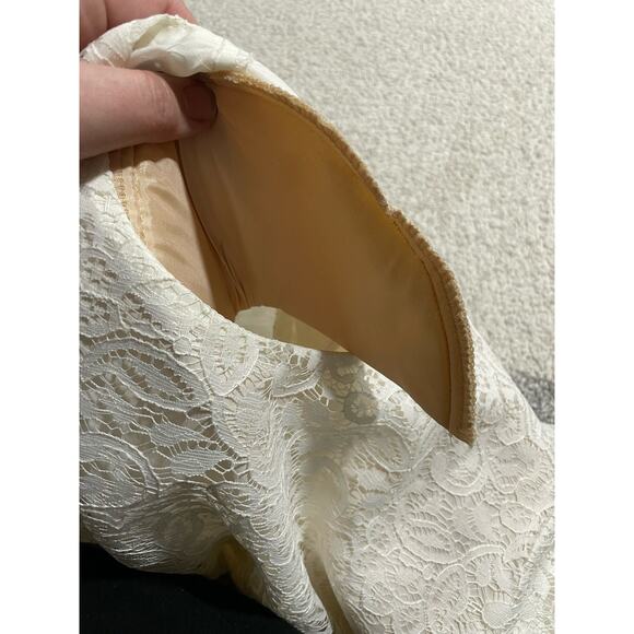 VTG New Maggy London Womens 12 Buttoned Back Lace Overlay Top White Made In USA - Picture 5 of 11